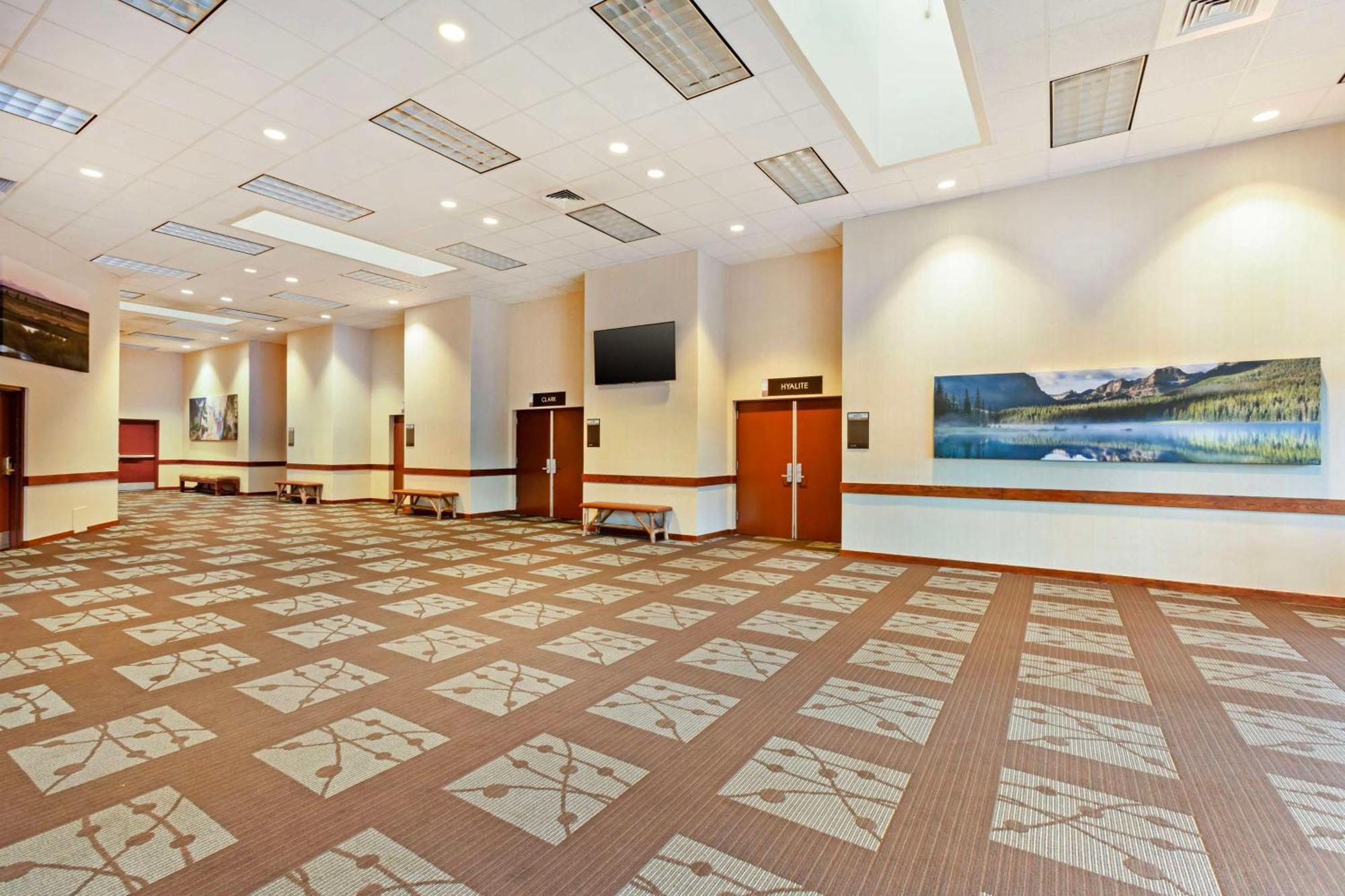 Best Western Plus Grantree Inn Боузман Екстериор снимка