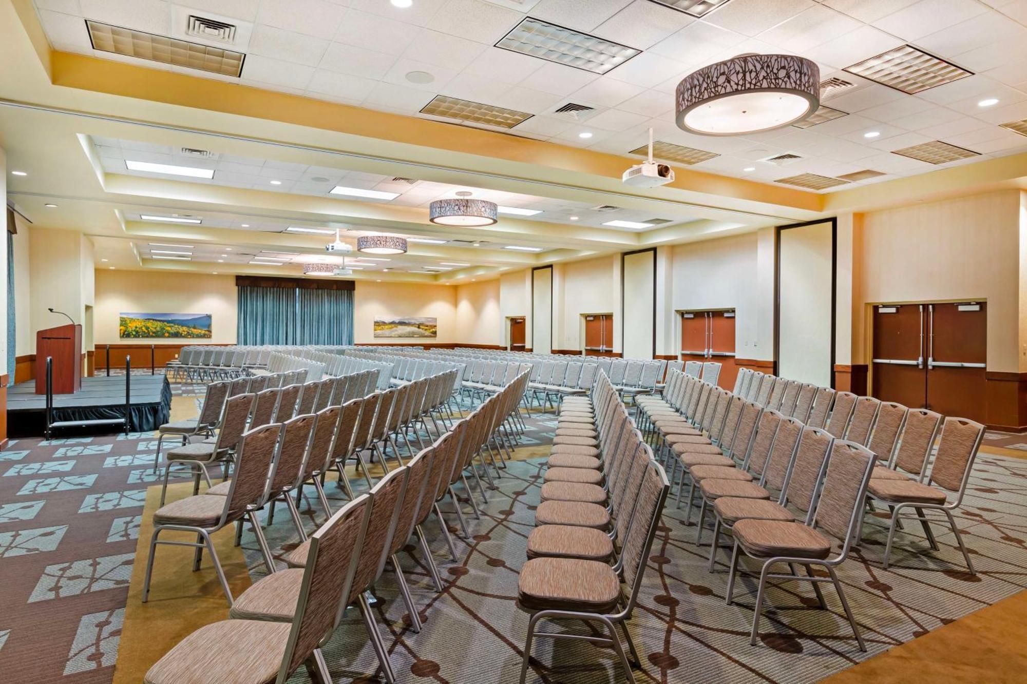 Best Western Plus Grantree Inn Боузман Екстериор снимка
