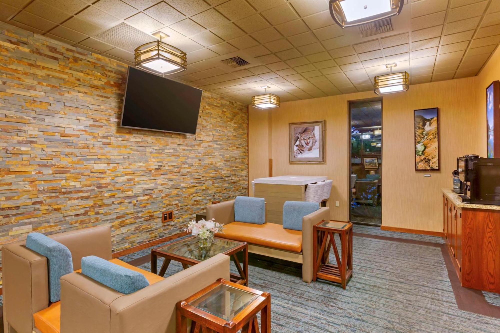 Best Western Plus Grantree Inn Боузман Екстериор снимка
