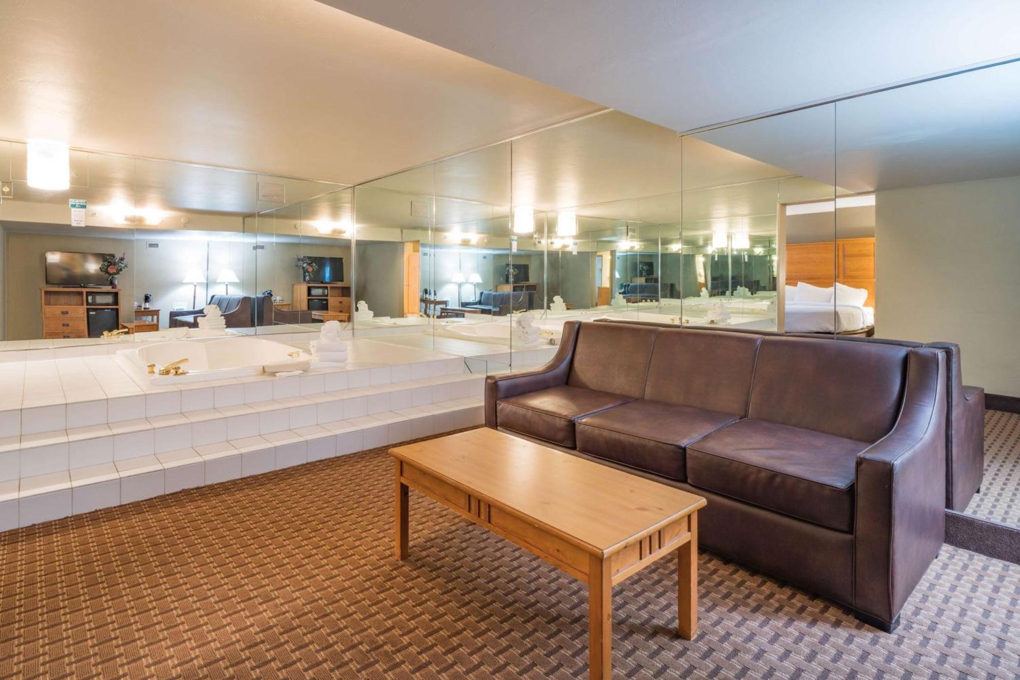 Best Western Plus Grantree Inn Боузман Екстериор снимка