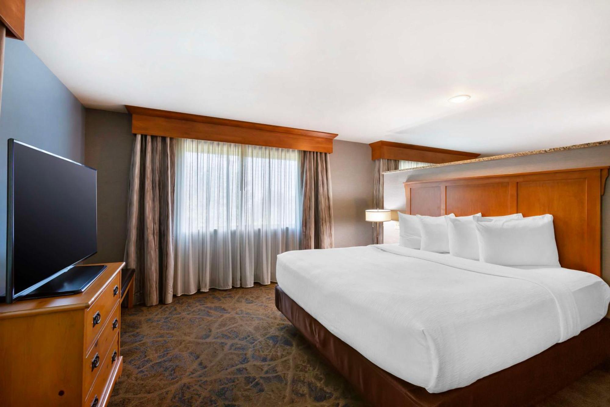 Best Western Plus Grantree Inn Боузман Екстериор снимка