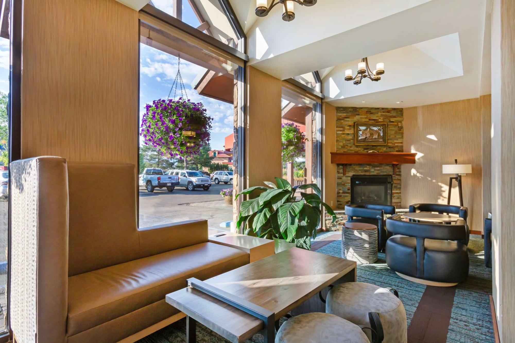 Best Western Plus Grantree Inn Боузман Екстериор снимка